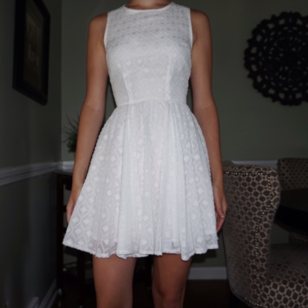 Flowy White Maison Jules Dress, Size XS